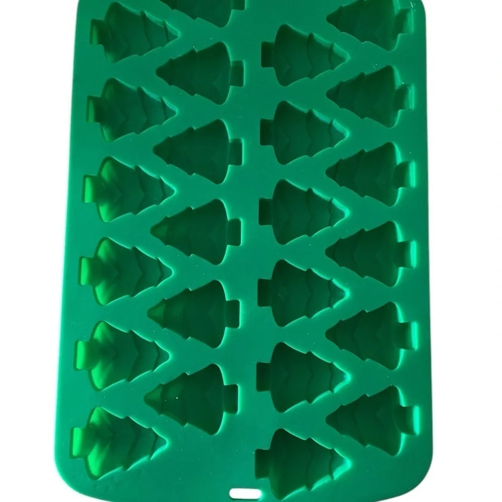 🎄 Christmas Tree Silicone Mold – Perfect for Baking, Crafts & DIY Gifts